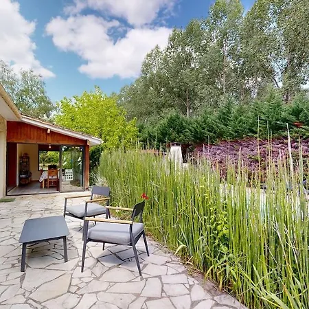 Σπίτι διακοπών Charmante Maison Avec Parc Arbore & Piscine Au Sel *